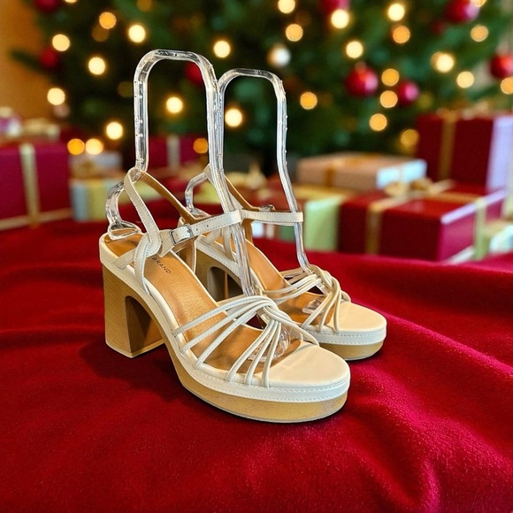 NWT Lucky Brand Women’s ‘Ismene’ Buckle Platform Heeled Sandals in “Vanilla” 11 - Picture 10 of 16